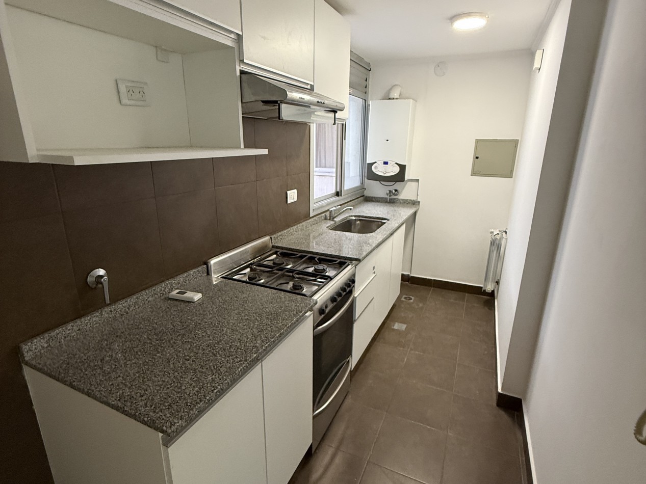 Alquiler departamento de 2 dormitorios con cochera - Zona Parque en Parana