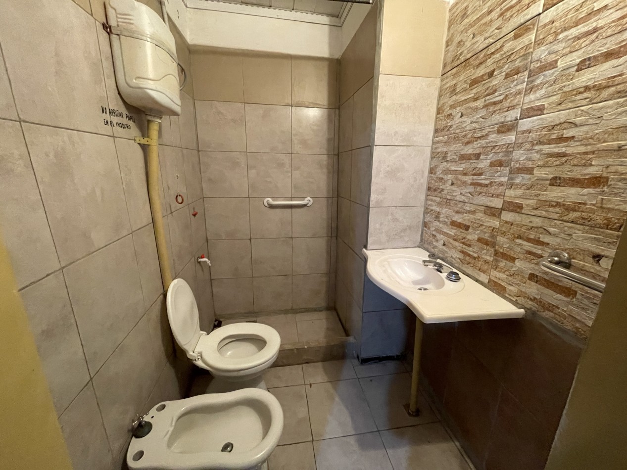 Alquiler casa de 1 dormitorio - Zona Zeballos y Brown en Parana