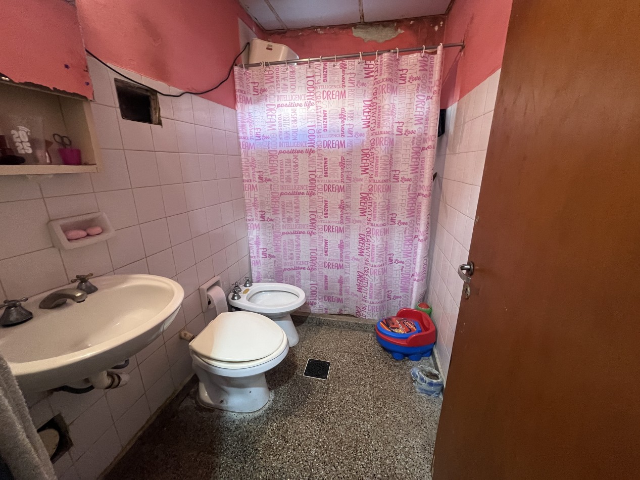 Departamento de 2 dormitorios en planta baja con patio 