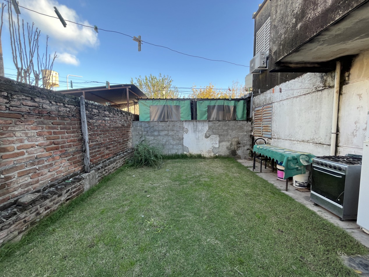 Departamento de 2 dormitorios en planta baja con patio 