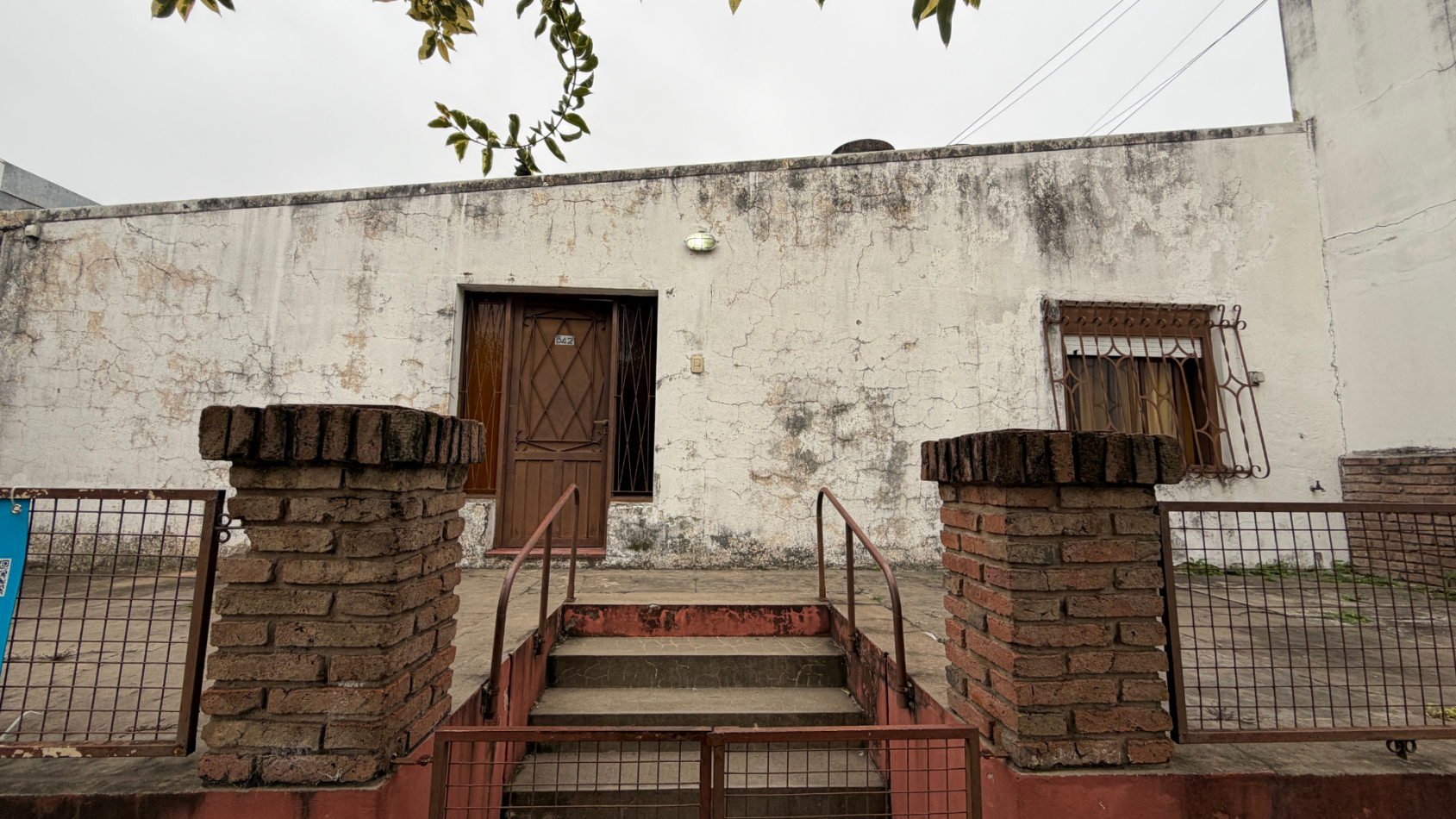 Casa de 3 dormitorios con patio y parrilla - Parana