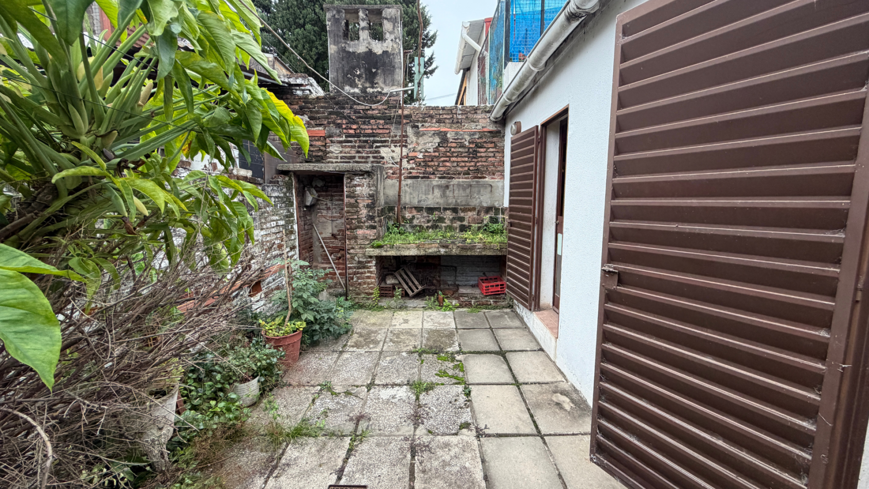 Casa de 3 dormitorios con patio y parrilla - Parana