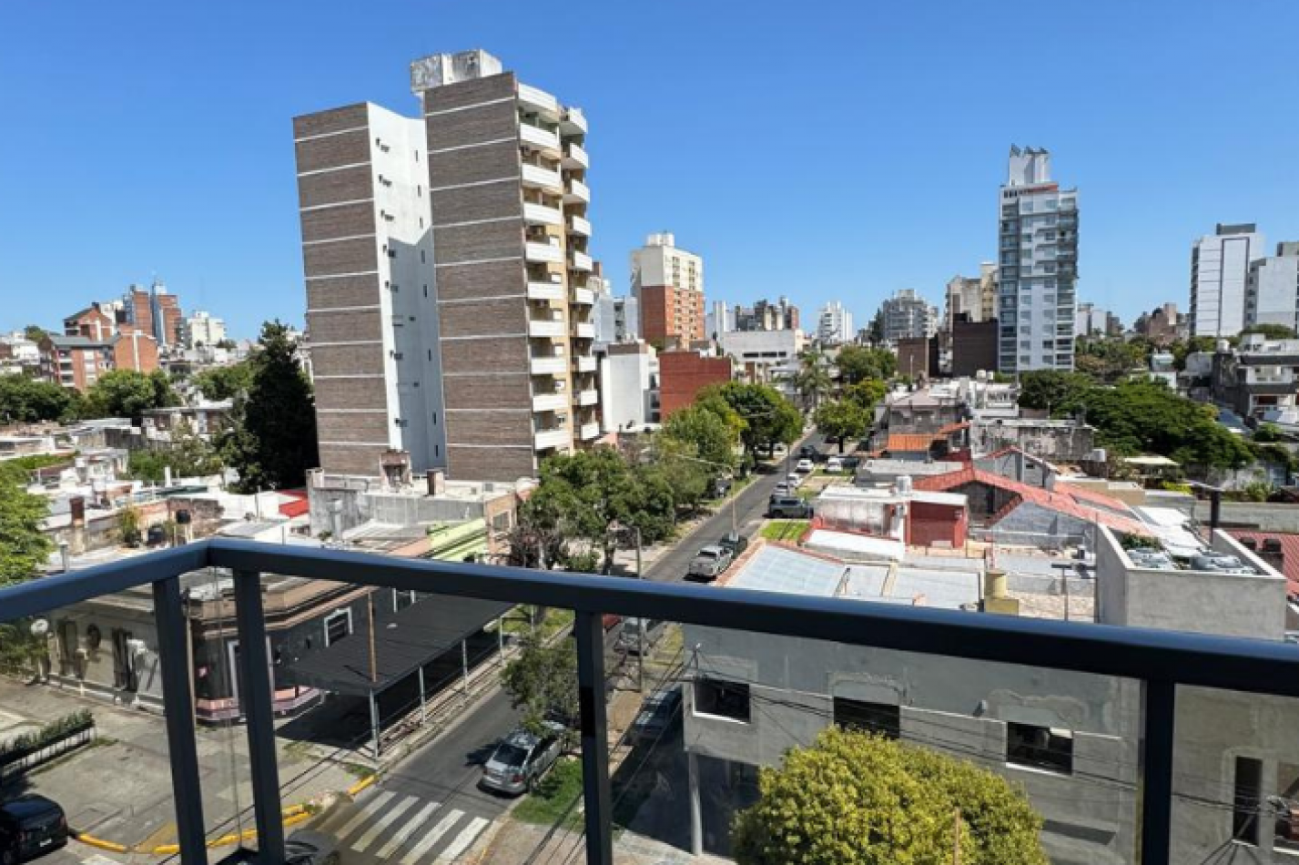 ALQUILER - Depto 1 dormitorio con balcon | Zona facultades - Rosario del Tala y La Rioja
