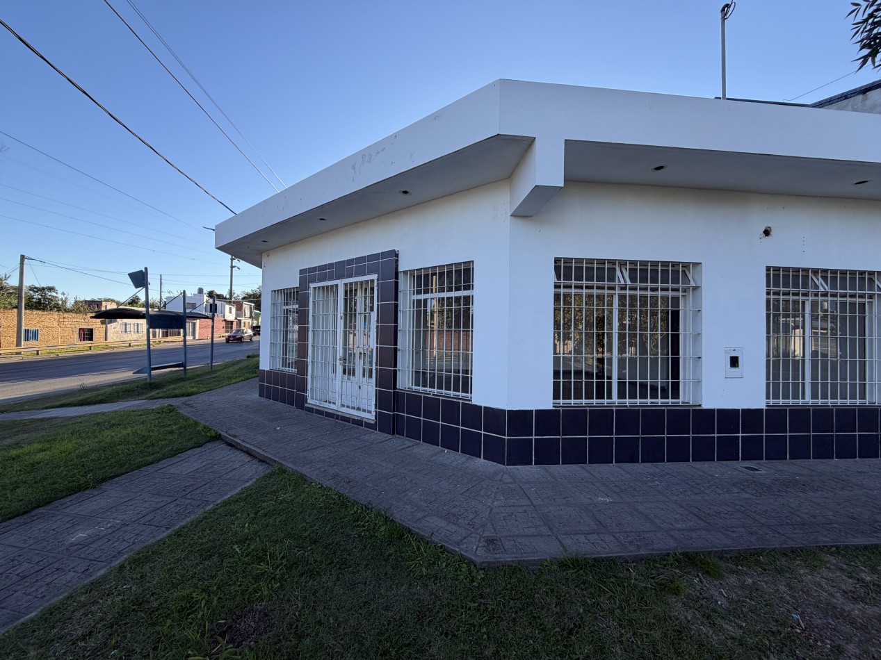 ALQUILER - Local Comercial en Brown y Diaz Velez - Parana