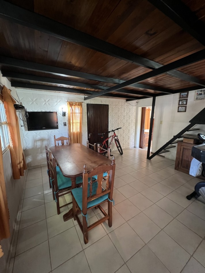 EN VENTA AMPLIA CASA DE 3 DORM. ZONA PARACAO