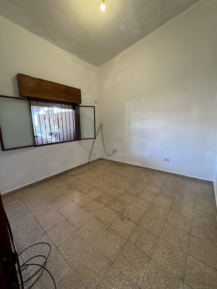 EN VENTA AMPLIA PROPIEDAD DE 3 DORM. ZONA GALAN Y MONTIEL