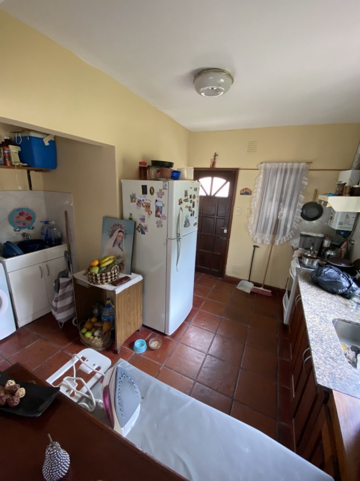 EN VENTA CASA CON AMPLIO PATIO ZONA HERNANDARIAS Y ZANNI