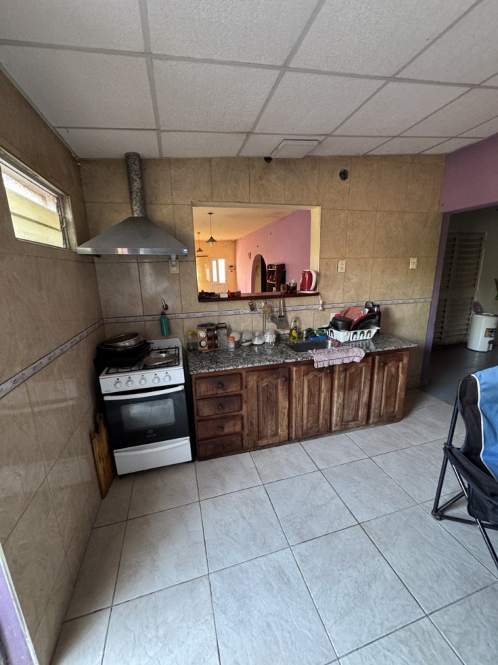 EN VENTA 2 CASA EN CALLE CERVANTES