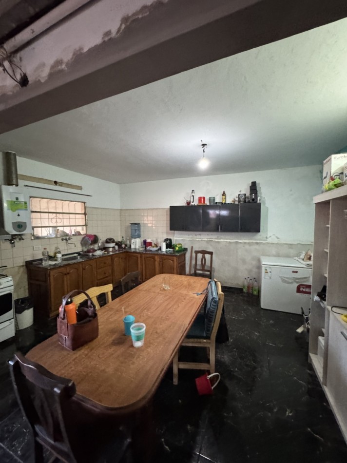EN VENTA 2 CASA EN CALLE CERVANTES