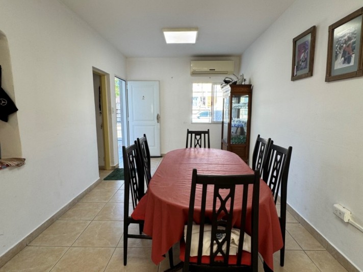 ¡SE VENDE CASA APTA CREDITO 4 DORMITORIOS !