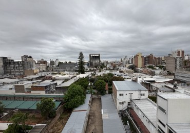 Alquiler departamento de 2/3 dormitorios - Piso 7 en zona facultades / casa de gobierno 
